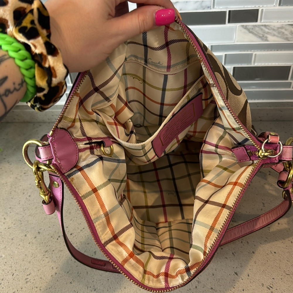 COACH - 2009 Crossbody/Shoulder Bag - Picture 12 of 13